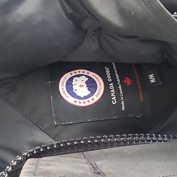 Canada Goose Black Chilliwack Bomber Parka - Picture 8 of 13